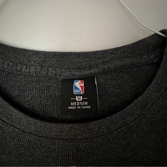 NBA Houston Rockets long sleeve waffle knit Crewneck sweatshirt | size medium - Picture 7 of 9